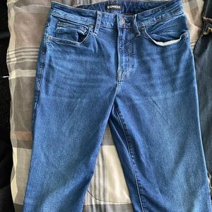 Men’s Express Jeans Size (30x32) Slim Straight